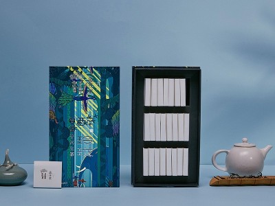 濟(jì)南茶葉禮盒定制廠家是如何搭配內(nèi)托的？